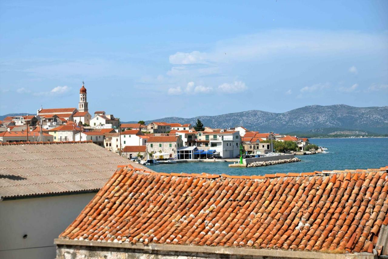 Apartments Enida Tisno Buitenkant foto