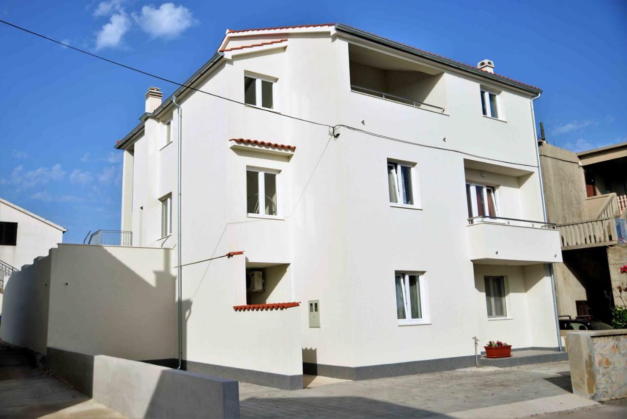 Apartments Enida Betina  Buitenkant foto